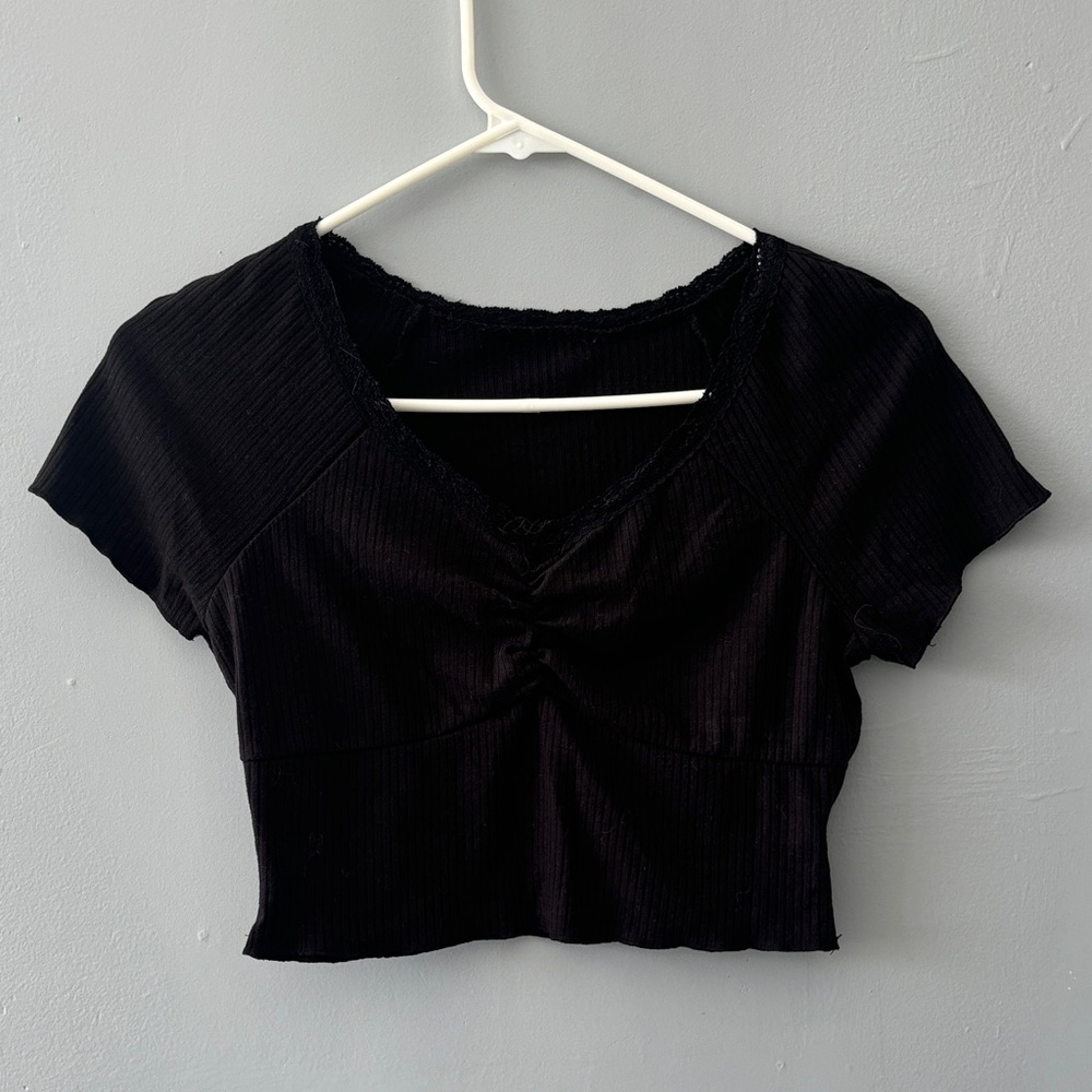 Black Ribbed Crop Top